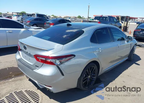 2021 Toyota Camry Xse V6 z USA, uszkodzony, nr VIN 4T1KZ1AK9MU052337